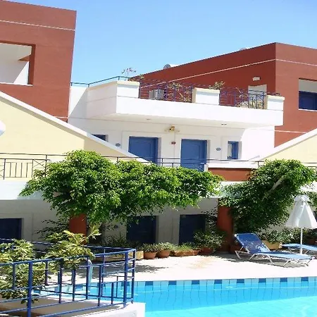 Aparthotel Astra Village & 3*