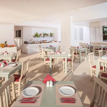 Astra Village & Aparthotel 3*