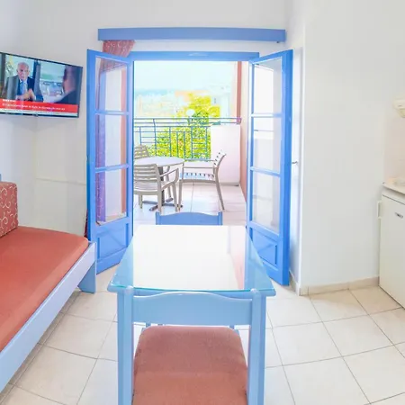 Astra Village & Aparthotel