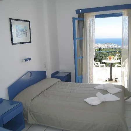 Aparthotel Astra Village & 3*