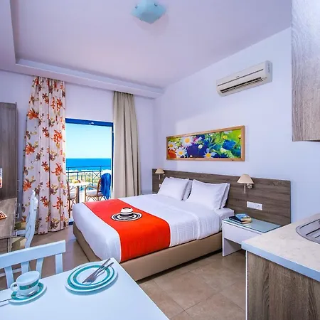 Astra Village & Apartahotel 3*