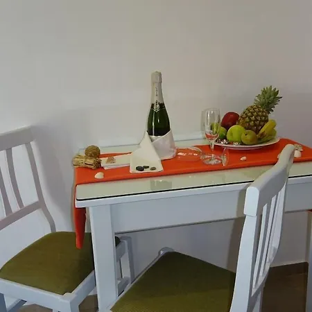 Apartahotel Astra Village &