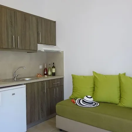 Astra Village & Apartahotel